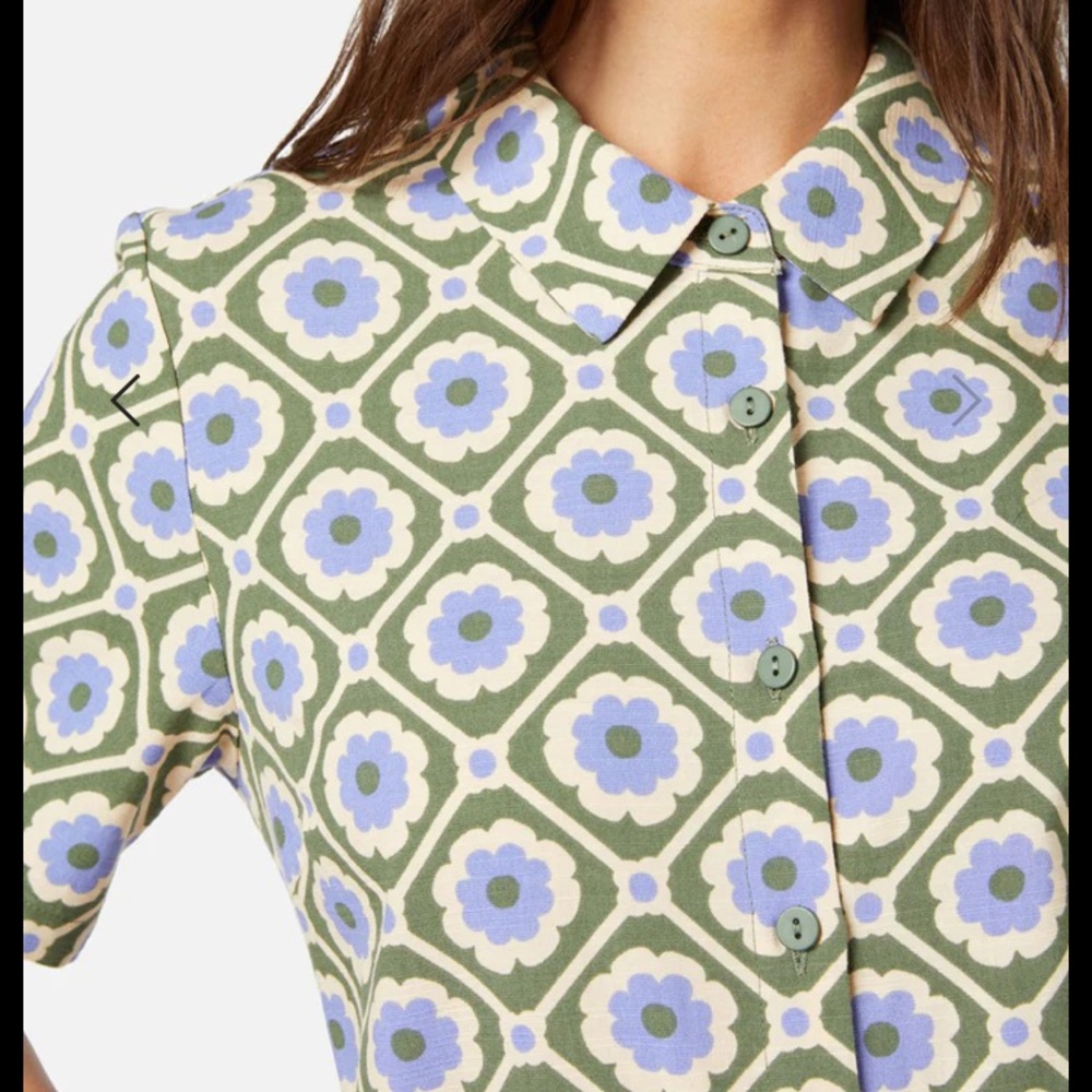 NWT Green Flower Print Button Up Short Sleeve Shirt 16 Princess Highway